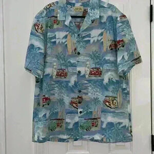Royal Hawaiian creations Hawaiian shirt made in Hawaii USA